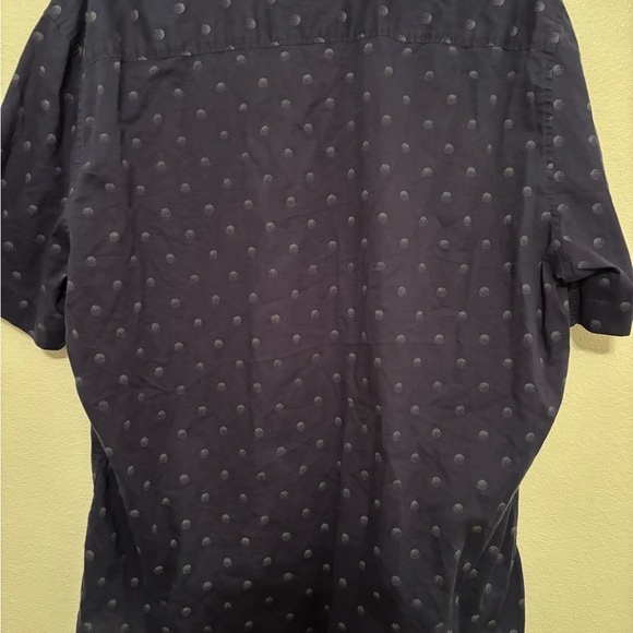 H&M regular fit button down shirt XL - Picture 3 of 4